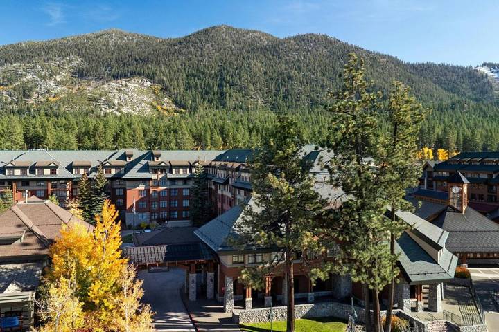 Hôtel pour 4 personnes, avec piscine et jacuzzi ainsi que sauna et terrasse à South Lake Tahoe - 3