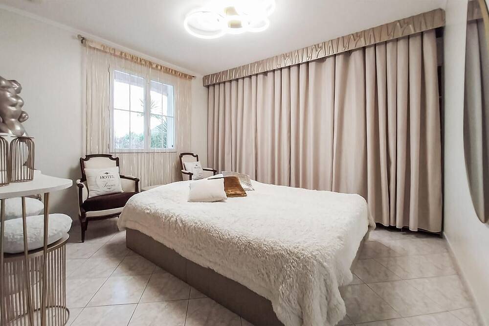 Stunning home in Saint-Laurent-d'Aigouz in Saint-Laurent-d'Aigouze, Mediterranean Coast (France)