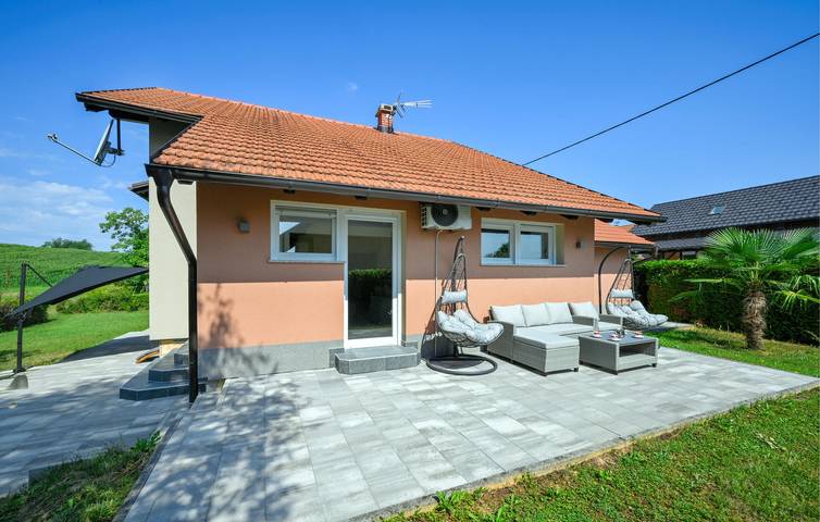 Gemütliche 2-Zimmer-Wohnung mit Terrasse und Grill in der Nähe des Flusses Mrežnica in Karlovac und Umgebung