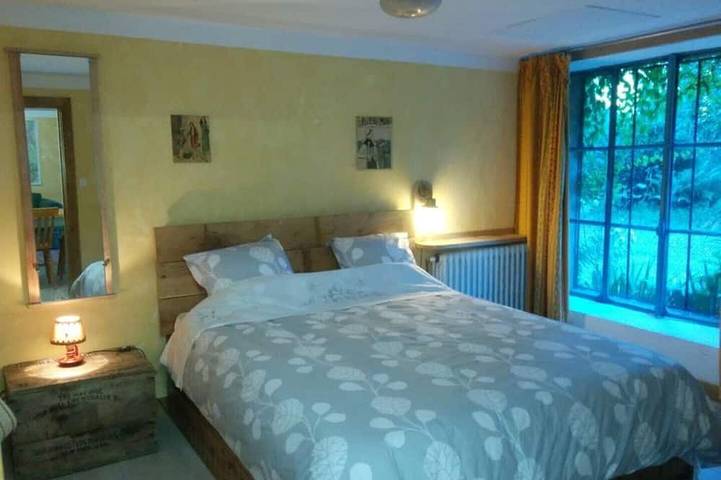 Gîte pour 2 personnes, avec piscine à Labastide-Rouairoux - 2