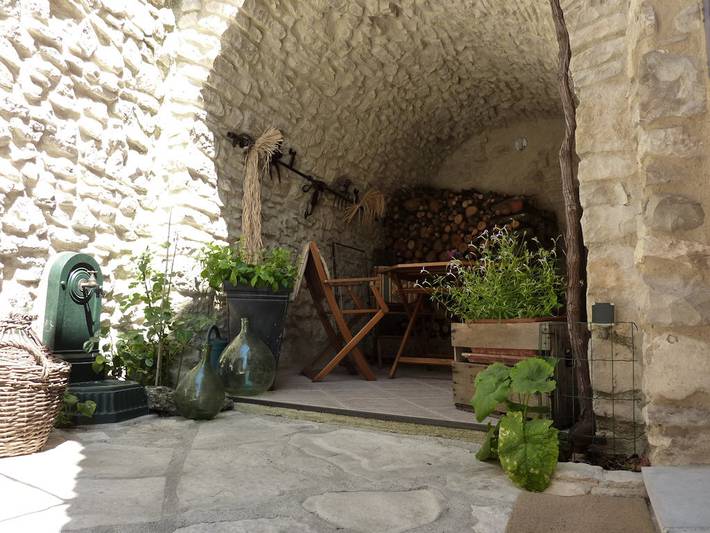 Gîte pour 2 personnes, avec terrasse, animaux acceptés dans les Alpes-de-Haute-Provence - 3