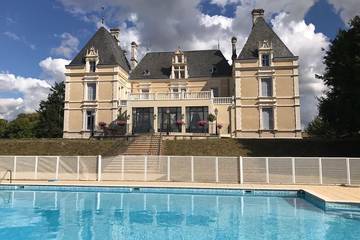 Gîte pour 3 personnes, avec piscine à Les Forges