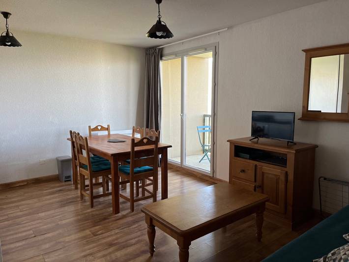 Gîte pour 6 personnes, avec piscine à Germ - 3