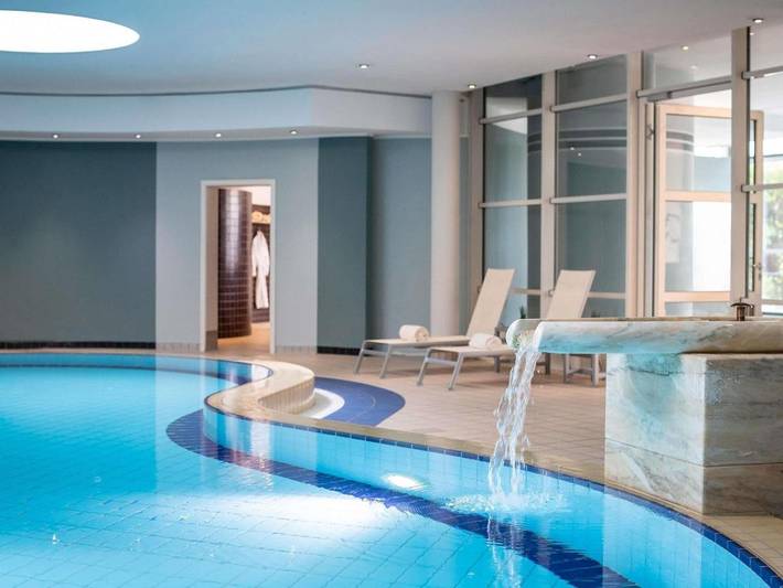 Hotel para 2 pessoas, com terraço e piscina e ainda jacuzzi and sauna - 1