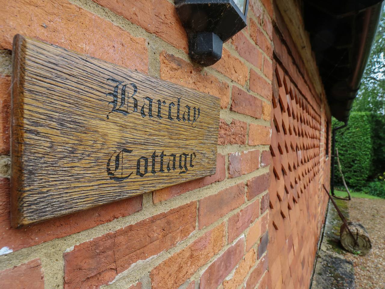 Barclay Cottage in Biddenden, Ashford region