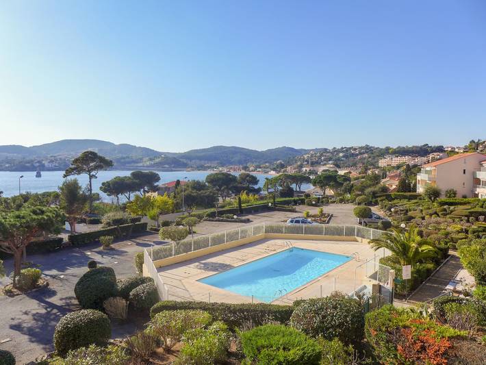 Location de vacances pour 6 personnes, avec Balcon et Terrasse dans Agay