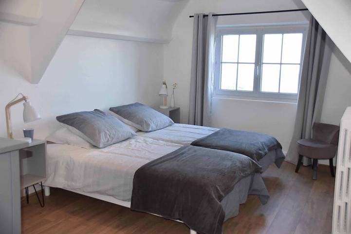 Location de vacances pour 8 personnes, avec terrasse et jardin à Donville-les-Bains - 3