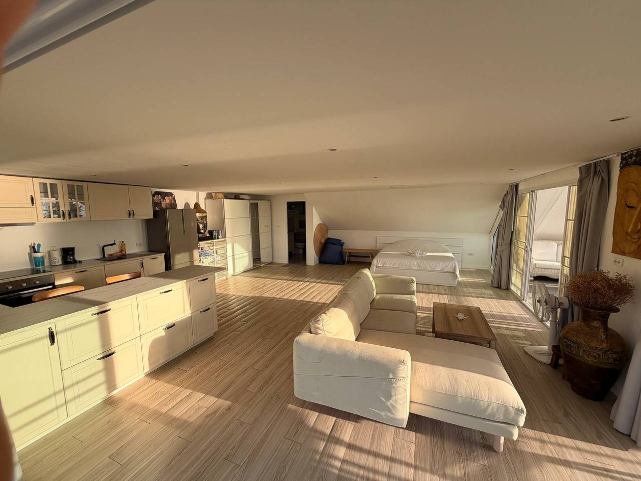 Ganze Wohnung, Romantischer Rückzugsort am Strand mit atemberaubender Aussicht in Prachuap Khiri Khan