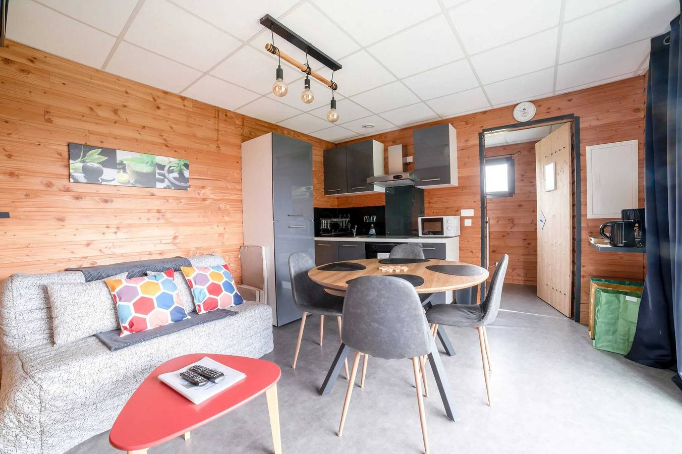 Charming Chalet in Saint-Sylvestre with Garden 32 m² in Saint-Sylvestre, Limoges region