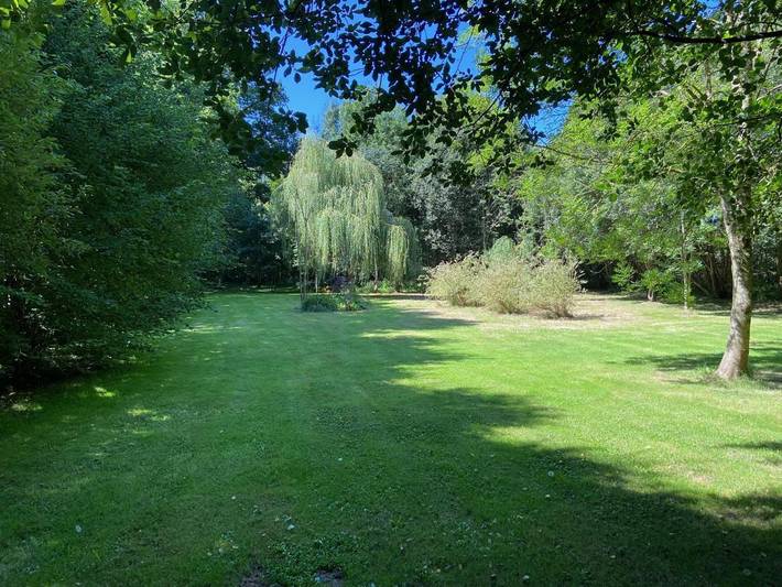 Location de vacances pour 12 personnes, avec jardin ainsi que terrasse et piscine, animaux acceptés à Passais - 4