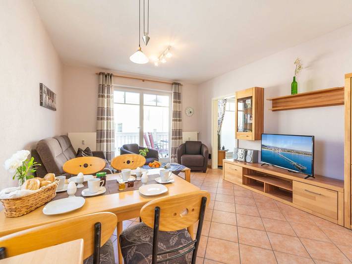 Ferienwohnung für 4 Personen, mit Balkon in Binz - 3