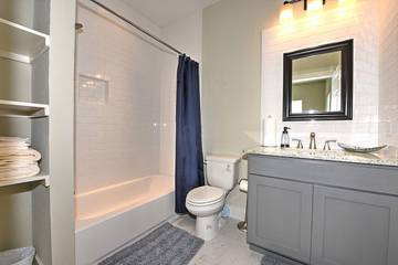 Vacation Home for 4 Guests in San Antonio, Bexar County, Picture 2