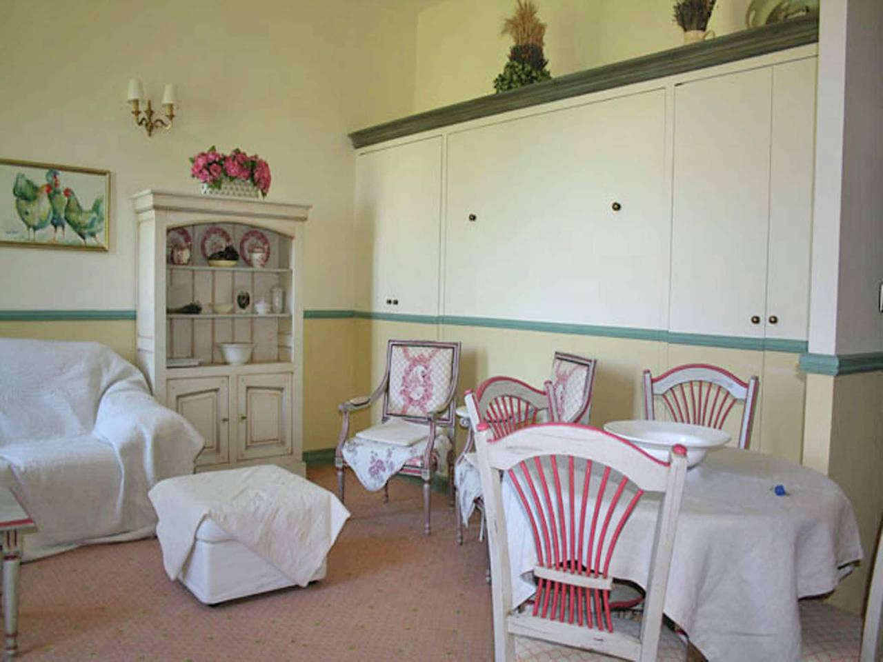 Appartement entier, Appartement à Rhone Alpes proche ski in Montbrun-les-Bains, Région de nyons