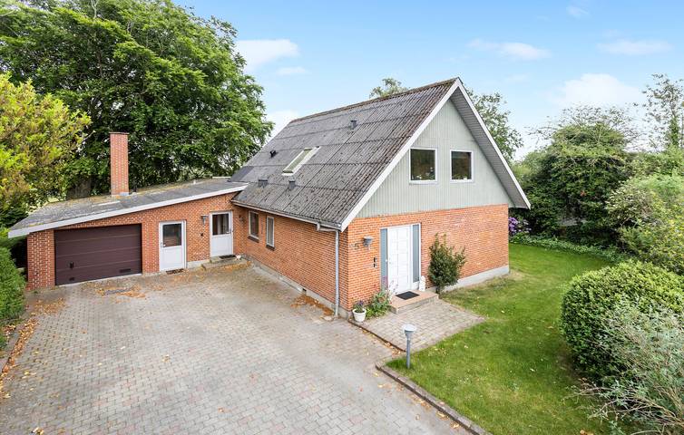 Ferienwohnung für 8 Personen, mit Terrasse und Garten in Erslev