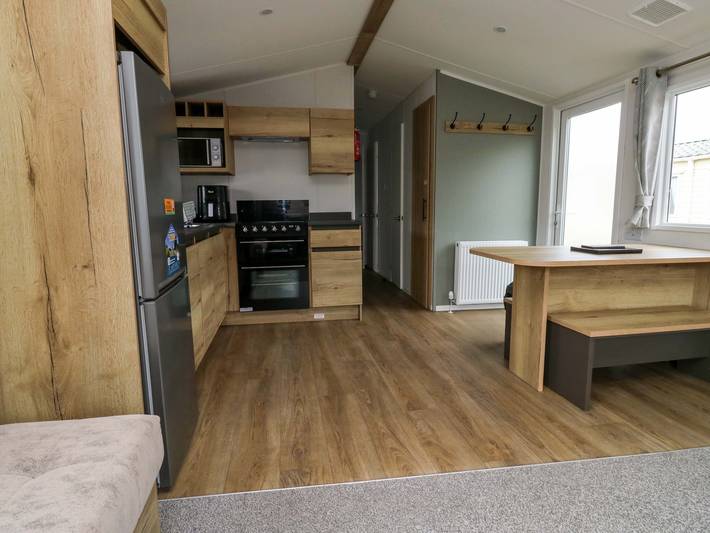 Glamping for 8 people in South Devon
