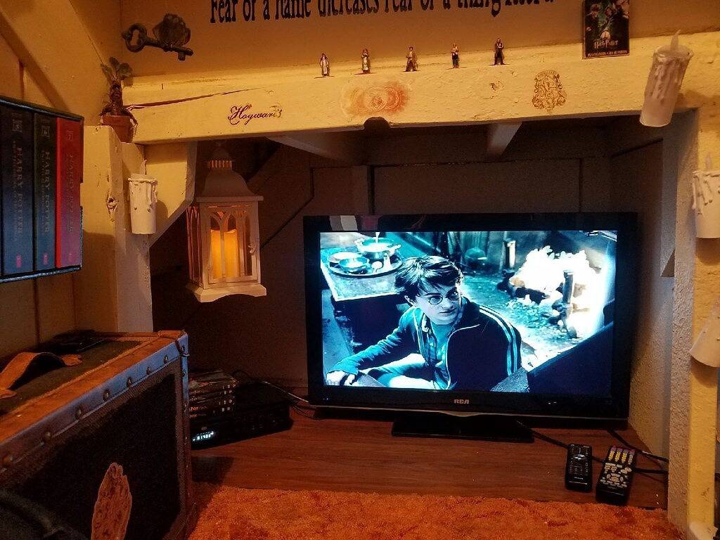 Hütte im Stil der 1940er Jahre mit modernen Annehmlichkeiten. 5 Minuten zum See in Bass Lake