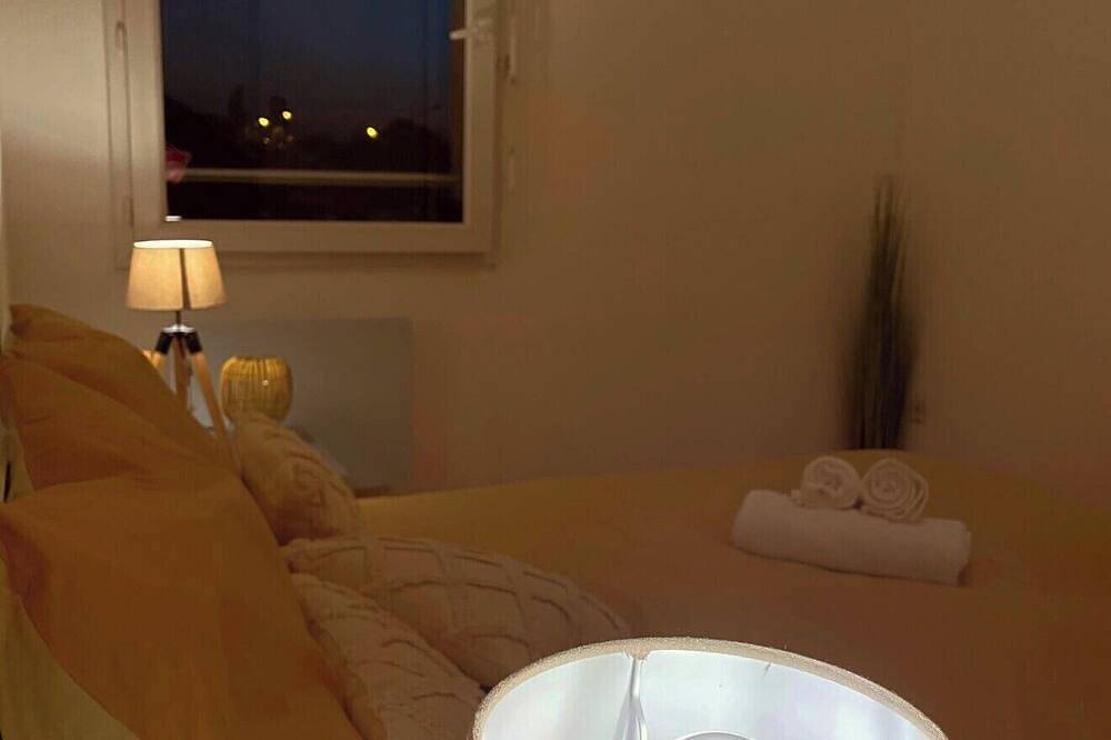 Appartement entier, Appartement Bohème - Wi-Fi - Clim - Parking - Netflix in Blagnac, Haute-Garonne