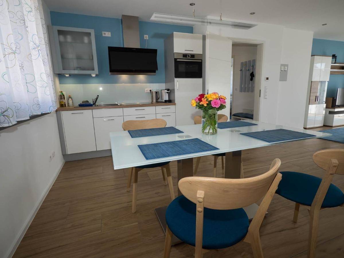 Ganze Wohnung, 16Lilien Apartmentwohnung Gartenblick in Waiblingen, Rems-Murr-Kreis