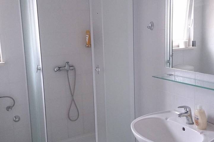 Ganze Wohnung, Ferienwohnung. für 3 Personen in Rogotin, Dubrovnik-Neretva