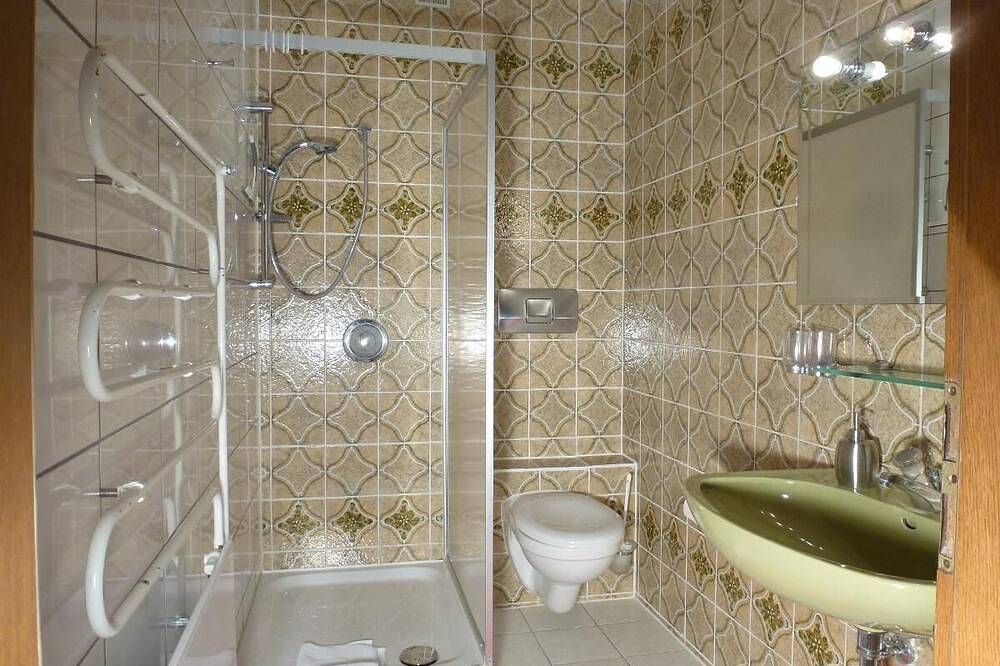 Ganze Wohnung, 29qm große Fewo für 2 Personen mit Balkon und herrlicher Aussicht in Rimbach (Oberpfalz), Ostbayern