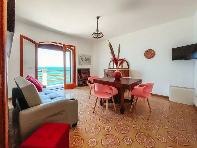 Cały apartament, 3 pokoje 5 osób in Marina di Caronia, Caronia