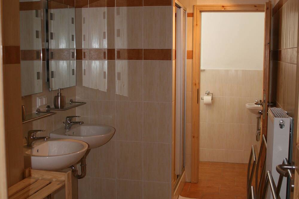 Ganze Wohnung, Fewo 2 mit 3 Schlafzimmer Greifenbachmühle Ehrenfriedersdorf in Geyer, Erzgebirge