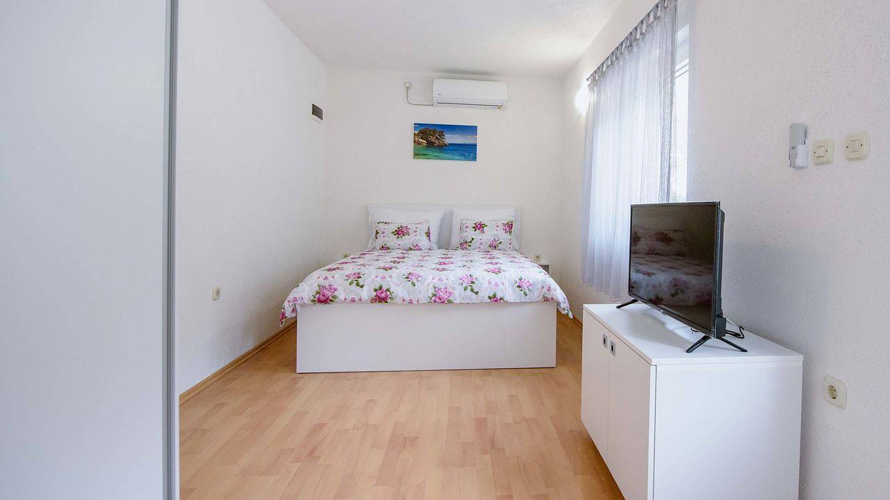 Ferienhaus für 10 Personen (120 m²) in Brist in Brist, Makarska Riviera