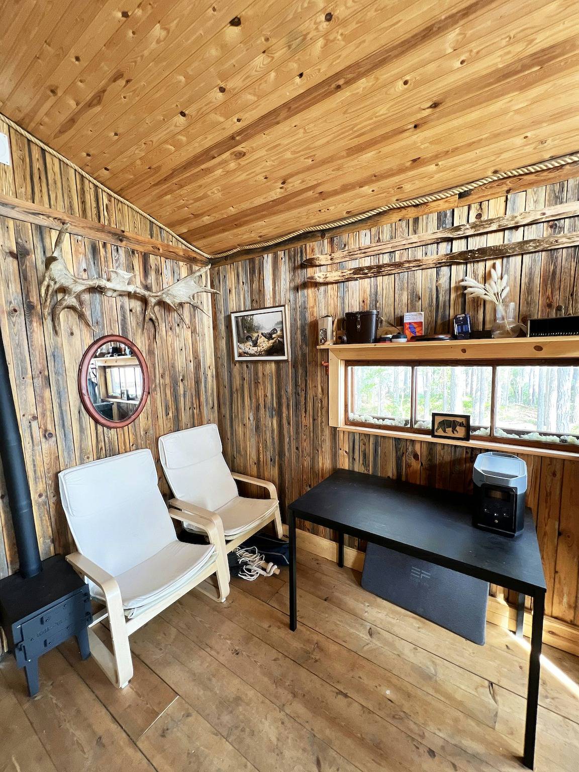 Hochgelegenes Chalet auf einer Privatinsel in Schweden in Haverö, Västernorrland