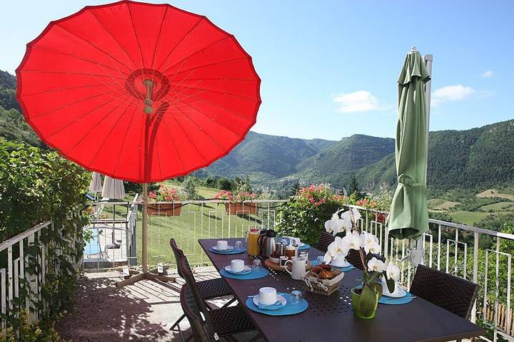 Location de vacances pour 2 personnes, avec jardin et jacuzzi à Mostuéjouls - 3