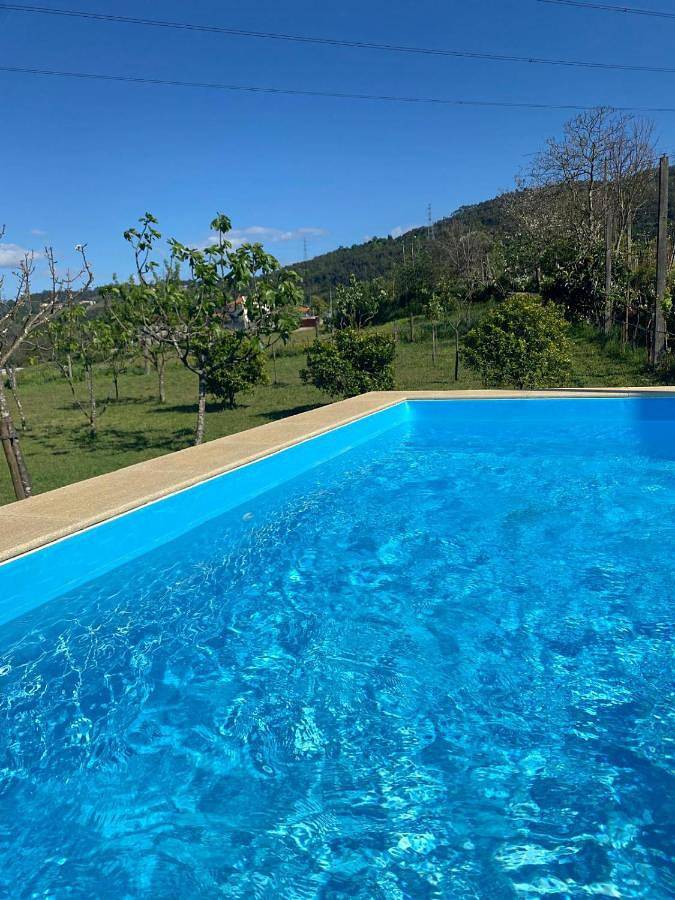 Location de vacances pour 6 personnes, avec vue ainsi que jardin et piscine dans Póvoa de Lanhoso - 3
