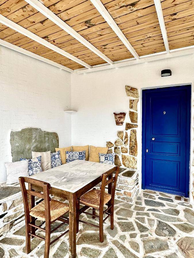 Chambre d’hôte pour 4 personnes, avec terrasse ainsi que vue et jardin dans Syros - 3