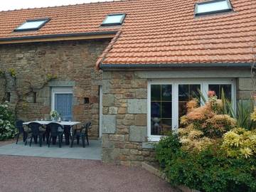 Gîte pour 6 personnes, avec terrasse à Champeaux
