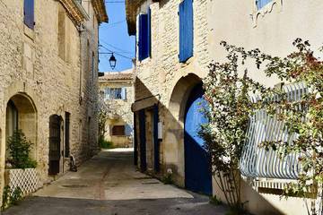 Gîte pour 8 personnes, avec terrasse à Nages-et-Solorgues