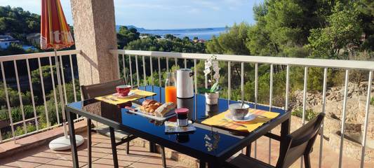 Gîte pour 6 personnes, avec balcon à Bandol