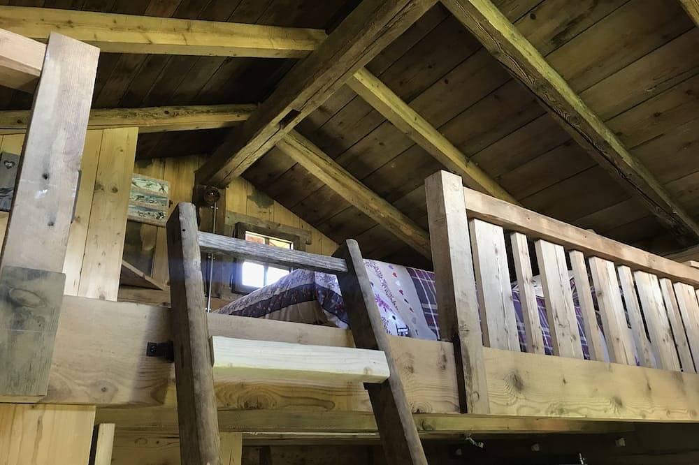 Le chalet époque Napoléonienne dans le Haut Jura in Étival, Regionaler Naturpark Hochjura