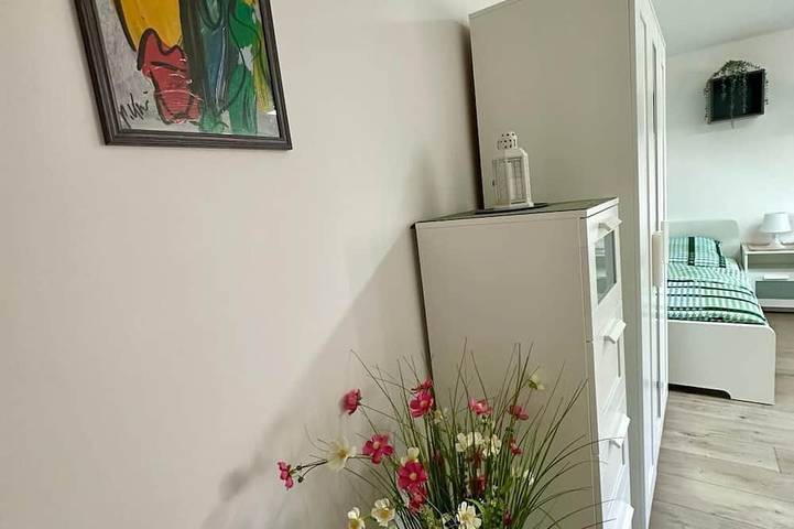 Ganze Wohnung, Ferienwohnung 2 mit zwei Einzelbetten und Schlafcouch in Bad Königshofen i.Grabfeld, Rhön-Bayern