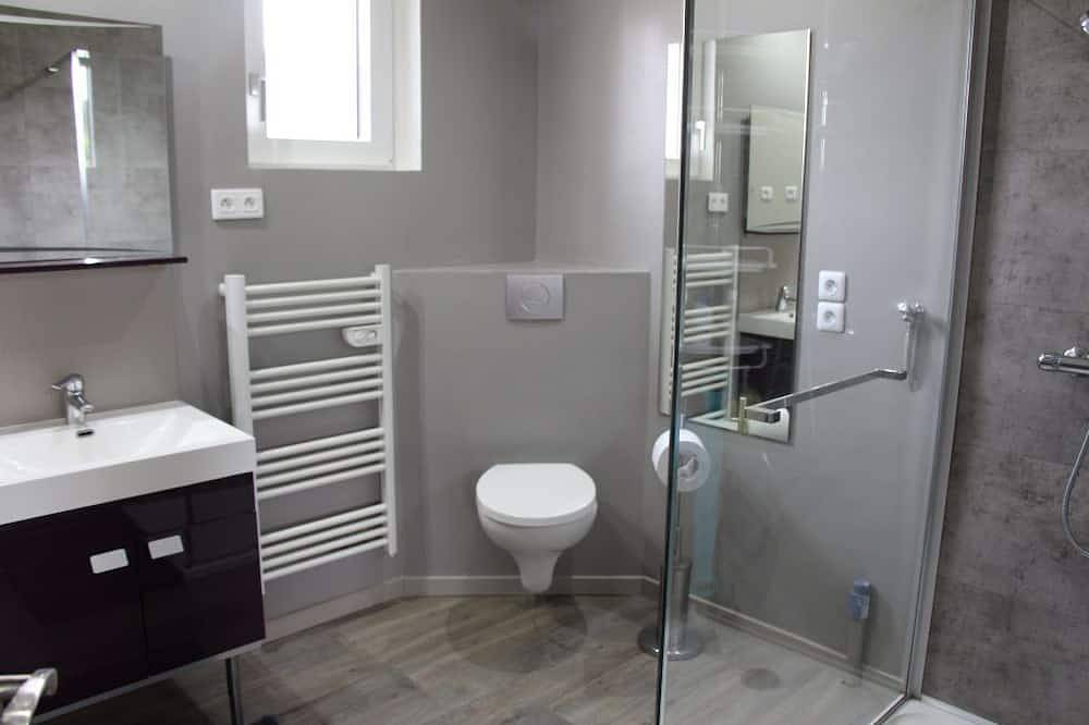 Ganze Wohnung, Apartment in beautiful surroundings. in Peyrat-le-Château, Limoges und Umgebung