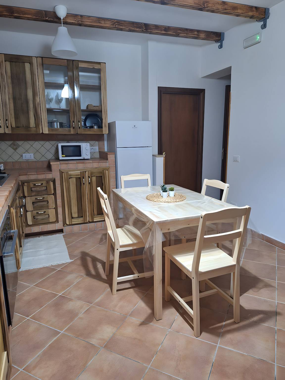 Geheel appartement, Appartement 'Aurora Sul Mare' met Wi-Fi en airconditioning in Palermo, Provincie Palermo