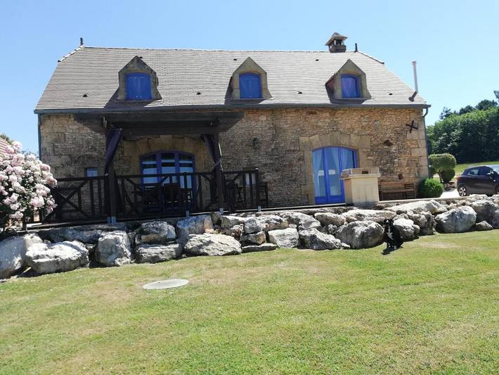 Location de vacances pour 6 personnes, avec piscine ainsi que jardin et vue, animaux acceptés à Les Eyzies-de-Tayac-Sireuil - 3