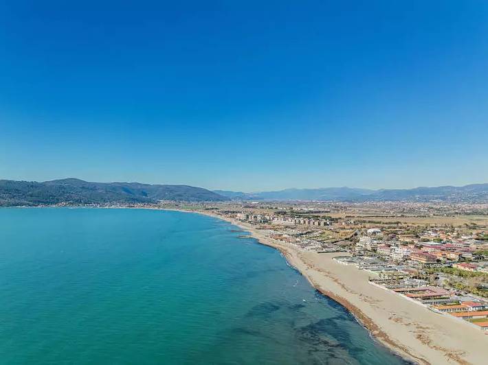 Villa pour 5 personnes, avec jardin dans Massa-Carrara