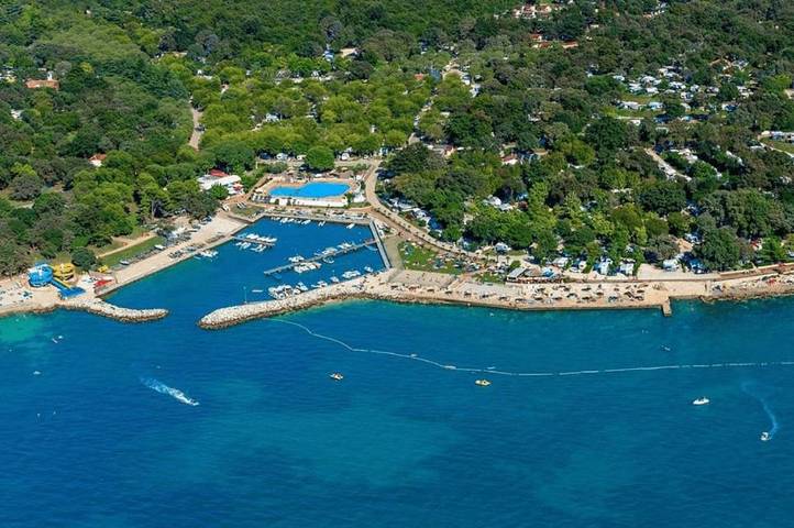 Ferienpark für 5 Personen, mit Ausblick und Garten sowie Pool und Kinderpool in Poreč - 3