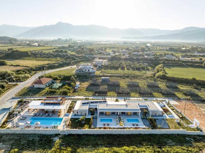 Vakantieappartement voor 4 personen, with tuin and uitzicht as well as zwembad in Parga