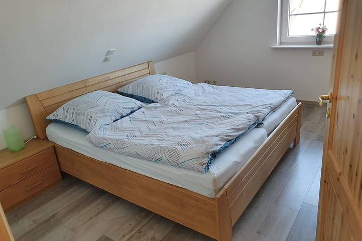 Ganze Wohnung, Schöne Ferienwohnung in ruhiger Wohnsiedlung mit unverbautem Feldblick in Wankendorf, Südliche Ostseeküste