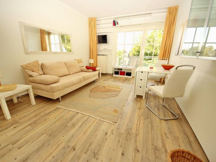 Ferienwohnung für 2 Personen, mit Balkon in der Lübecker Bucht