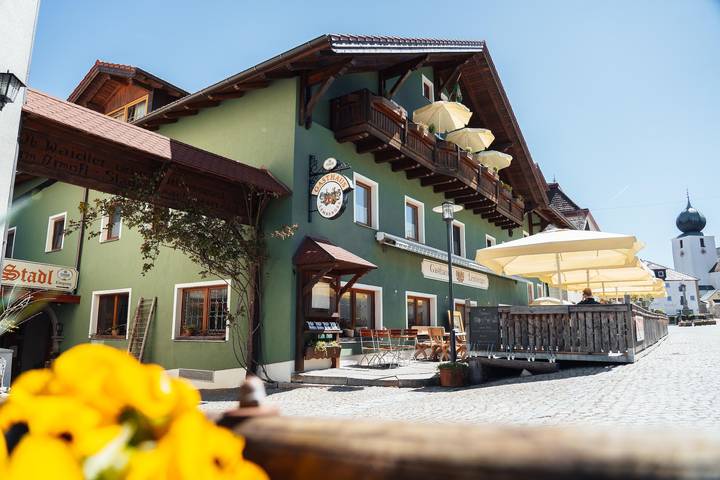 BnB für 6 Personen, mit Terrasse und Sauna sowie Balkon/Terrasse und Pool, mit Haustier in Bayern - 2