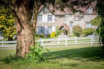 Gîte pour 2 personnes, avec jardin et jacuzzi à Montviron