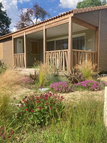 Maison de campagne pour 6 personnes, avec piscine et jacuzzi ainsi que sauna et jardin à Labouheyre