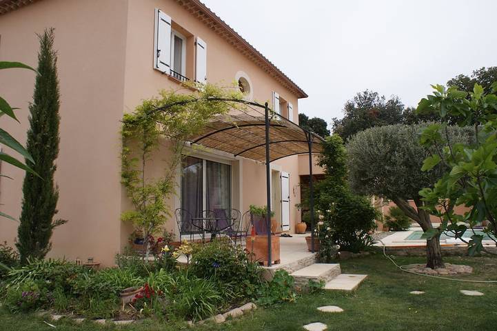 Ferienhaus für 8 Personen, mit Garten