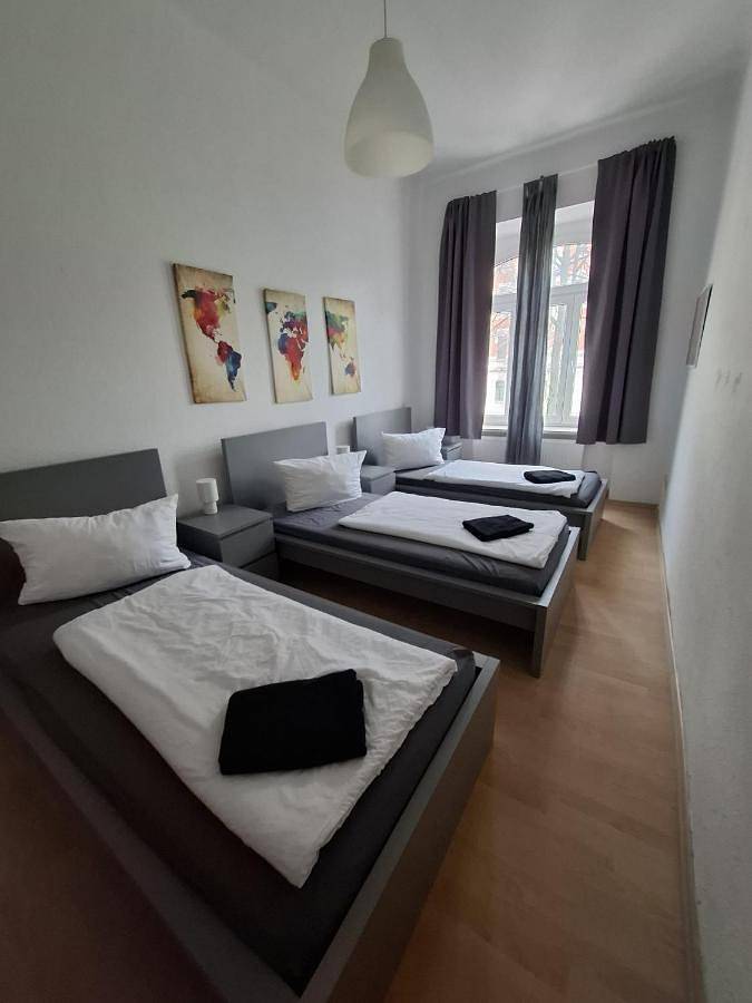 Ganze Wohnung, Two-Bedroom Apartment in Leipzig-Süd, Leipzig
