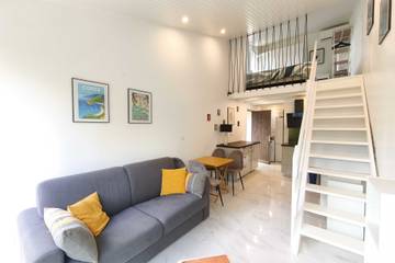 Gîte pour 4 personnes, avec balcon, adapté aux familles à Calcatoggio